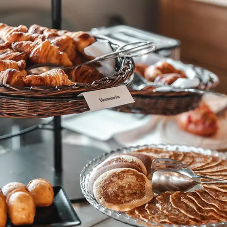 L'ermitage Cuisine-a-manger 4* Saint-Cyr-au-Mont-d'Or