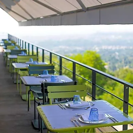 Hotel L'ermitage Cuisine-à-manger