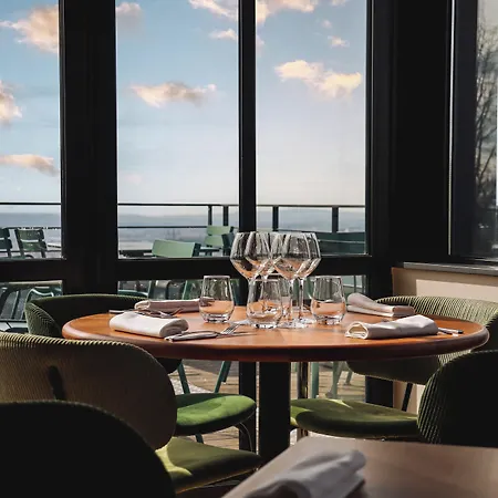 L'ermitage Cuisine-à-manger Hotel 4*