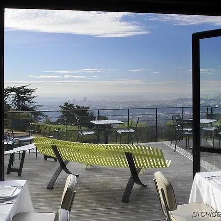 Hotel L'ermitage Cuisine-à-manger